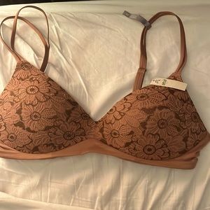 Aerie wireless bra NWT size 36B